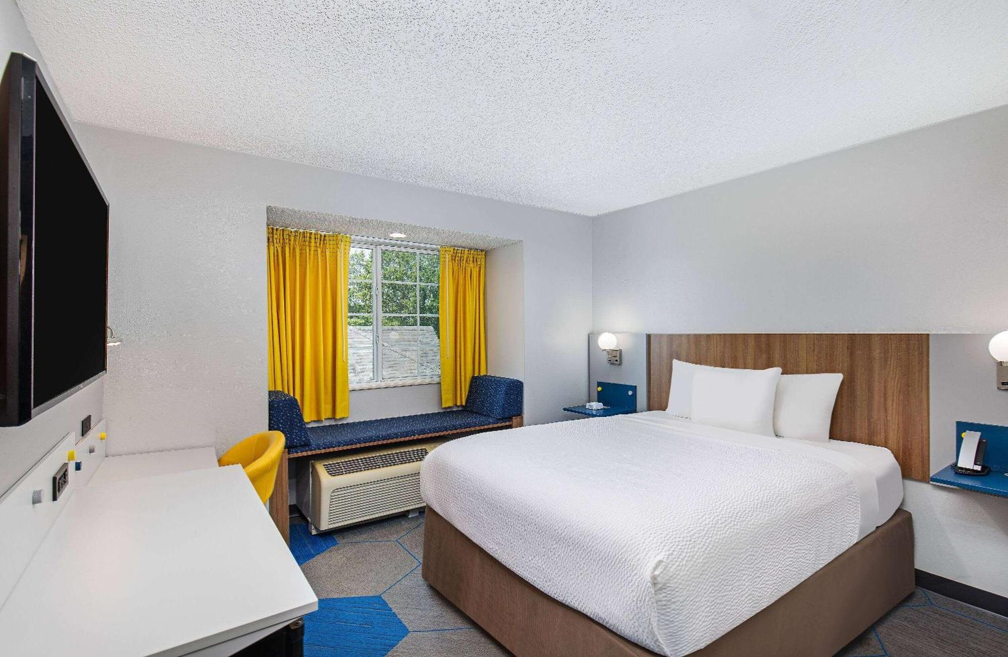 Microtel Inn & Suites Columbus North Exteriér fotografie